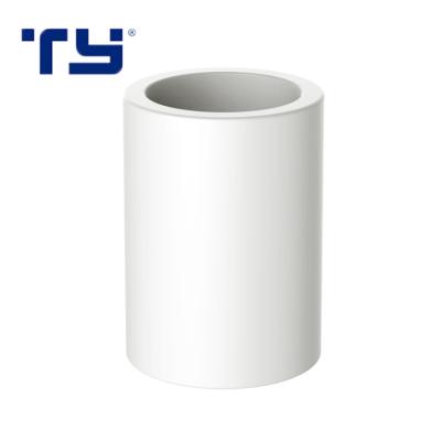 中国 All size PVC UPVC plastic Water Supply PVC PN10 pipe fitting 90 degree elbow 販売のため