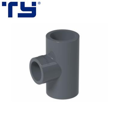 China Black color butt welded plastic pipe fitting for water supply PVC PN16 DIN8063 reducing tee Te koop