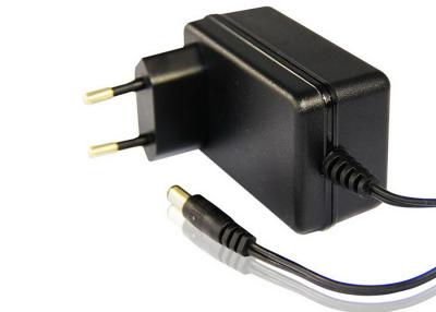 China 18 adaptador da alimentação de DC da C.A. do watt 6v, vasta gama 12 volts adaptador de um poder de 1,5 ampères à venda