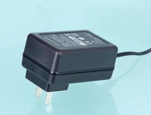 China 18 W 9v de Adapter van de 2 Ampèremacht, de Wisselstroomadapter van 9v 2a Met 1,8 Metergelijkstroom Kabel Te koop