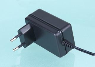 China 12V 2.5A 30W Power Adapter With World Wide Input Range 100 - 240V AC Input for sale