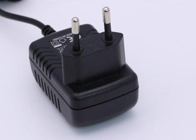 Chine 5V - 12V a produit le C.A. à l'adaptateur de mur de C.C, adaptateur de puissance de mur de série entière 6W à vendre