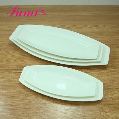 China Sustainable China Factory Custom Design Restaurant Boat Shaped Modern Ceramic Plate , Dining Plate Set for sale