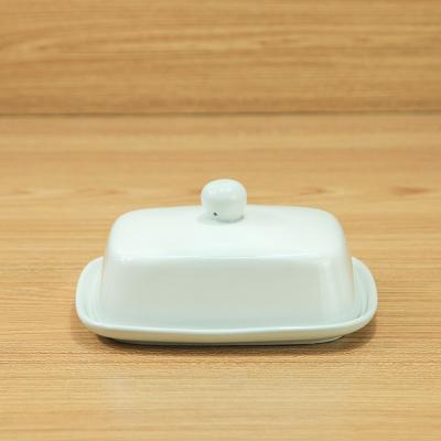 China Sustainable Porcelain Ceramic Butter Dish With Cover Lid for sale