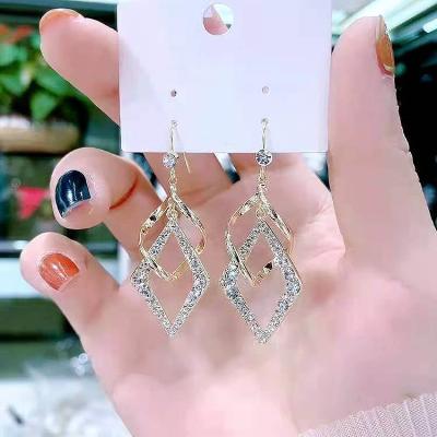 China 2021 FASHIONABLE Huggie Earrings High End Customized Temperament Earrings Wild New for sale