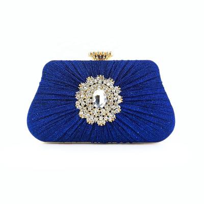 China Luxury Same Elegant Rhinestone Decoration Rhinestone Dinner Handbag Ladies Wedding Banquet Wrinkle Clutch Bag for sale