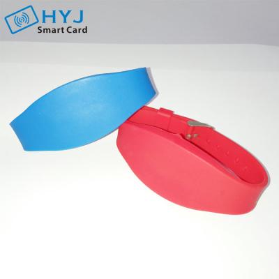 China Rfid Wristband Price Silicone Waterproof/Waterproof Adjustable Passive Rfid Wristband/Waterproof Smart Wristband Nfc Tag Rfid Band for sale