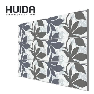 China Flower Rustic Decoration New Pattern 300*600mm Wall Tiles HUIDA Ceramic Tiles Bathroom Kitchen Tile for sale