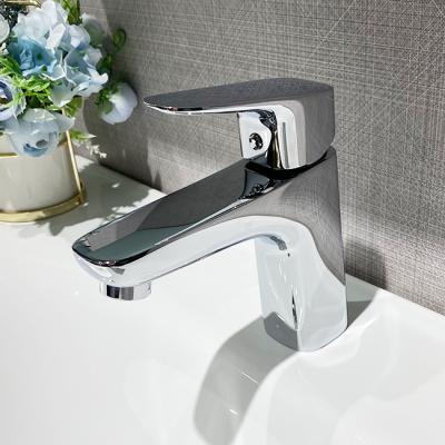 China Other New HUIDA 2021 Upward Handle Easy Open Small Square Core Shape Bathroom Basin Faucet High Quality for sale