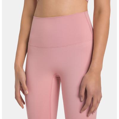 China La yoga Piel-amistosa de 4 colores jadea a las mujeres de las polainas de Capri de secado rápido en venta