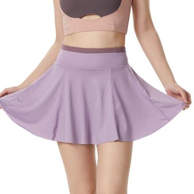 Cina Mesh Breathable Women Athletic Pleated Tennis Skorts Lightweight in vendita