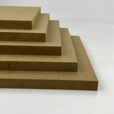 China Praktische composiet MDF-houtplaat Onschadelijke dikte 3 mm-25 mm Te koop