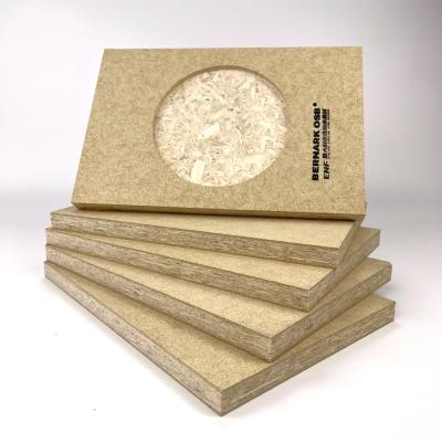 China Square Edge OSB Oriented Strand Board Impermeable Resistente al calor en venta