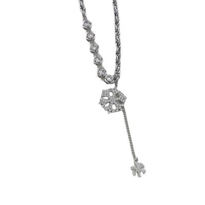 China Fashion Landy Temperament Personality Micro Inlaid Zircon Snowflake Necklace Design Meaning Necklace for sale