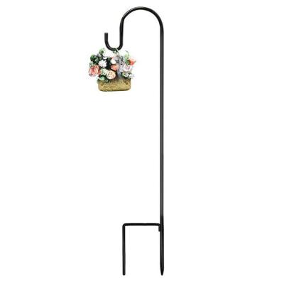 China Wholesale High Quality Metal Minimalist Black Shepherd Outdoor Hook Garden Iron Stake 47.2 Inch for sale