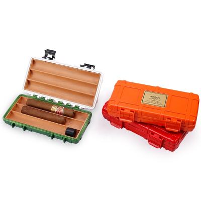 China JF-083 20*11.2*4cm 359g JIFENG Explosion Proof Explosion Proof Box Plastic Outdoor Cedar Wood Inside Travel Cigar Case For 3 Cigars for sale