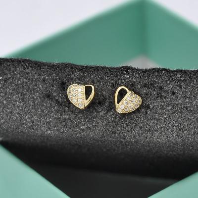 China Cheap Wholesale Gold Heart Shaped Jewelry Brass For Girlfriend Stud Earring for sale