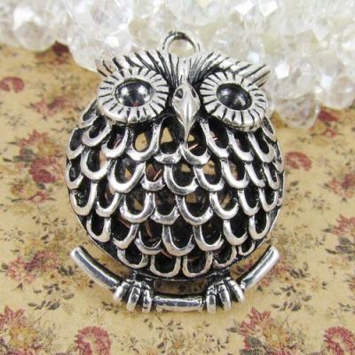 China Wholesale 3D Brass Antique Silver Owl Shaped Lovely Animal Hollow Necklace Pendant For Jewelry DIY for sale