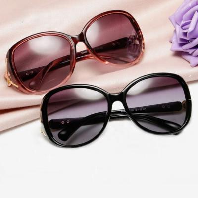 China Fashion Sunglasses Wholesale TAC Polarized Sunglasses 2021 Customized by Trendy Luxury Sunglasses for sale