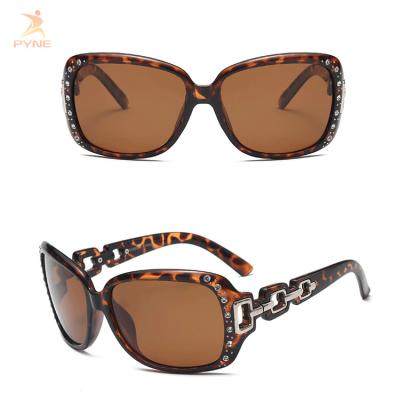 China Fashion Sunglasses Wholesale Diamond Sunglasses Fashion Retro Newest Square Sunglasses From China Trendy Sunglasses Woman for sale