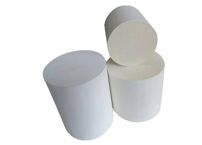 China RCO VOC Ceramic Support Large Surface Area , Ceramic Honeycomb In White for sale