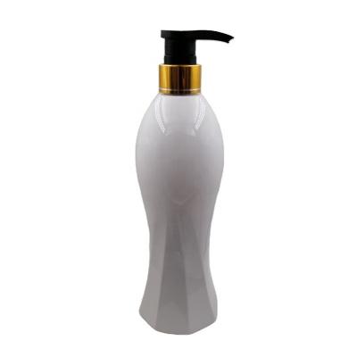 China Household Products Wholesale Hand Soap Dispenser Plastic Bottle Good Quality PE Plastic Bottles With Gold Lotion Dispenser for sale