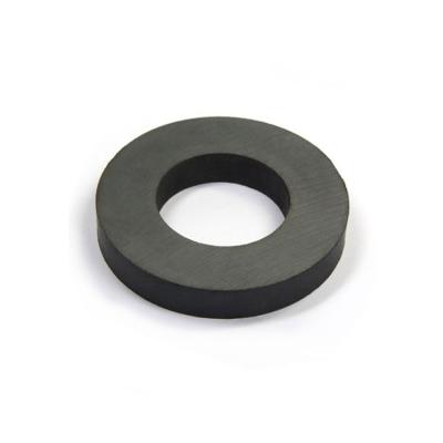 China 2020 Industrial ID 45mm x T20mm Large Ceramic Ring Magnet Constant OD 115mm C8 for sale