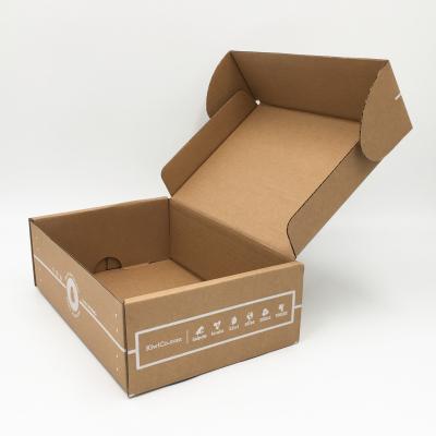 China Recyclable Custom Printed Corrugated Luxury Retail Garment Shoes Clothing Kraft Paper Boxes for sale