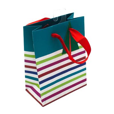 China Recyclable Custom Printing Christmas Paper Shopping Bags With Your Own Logo for sale