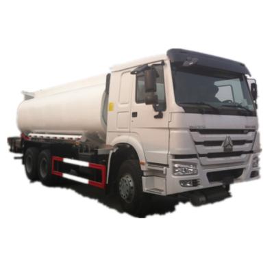 China Low Price Sinotruk HOWO 6X4 16M3 Fuel Tank Truck Oil Tanker 9.726L for sale