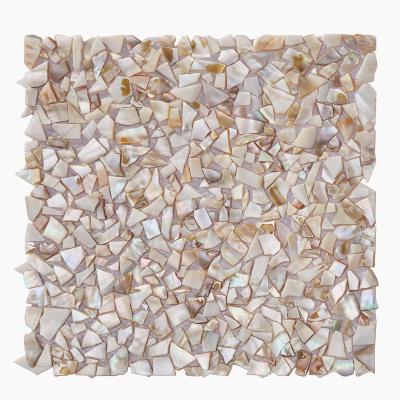 China Pebble Nature Color Shell Craft Mosaic Tile Modern Pearlescent Mosaic Chips Tiles for sale