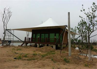 Chine Architecture de tension de structure de tente d'hôtel de PVDF ou de PTFE Glamping pour la station de vacances à vendre