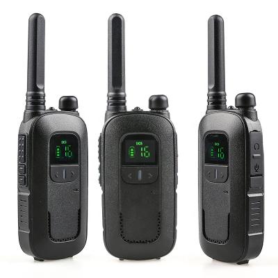 China Pofung F12 factory upgrade brand pofung F12 T12 radio UHF FRS two way optional handheld walkie talkie F12 for sale