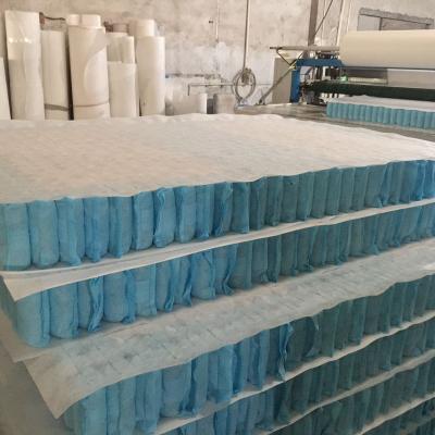 China Coil Non Woven Mattress PP Fabric Spunbond Pocket Spring White In Color for sale