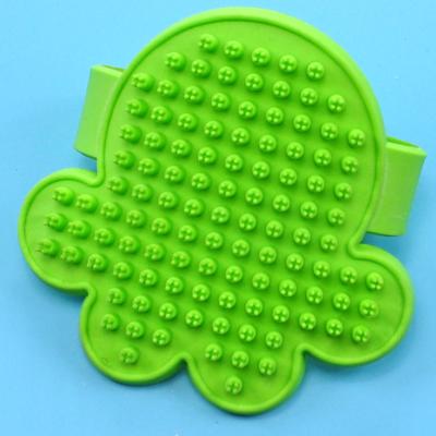 China Wholesale Reusable Cute Cat Bath Rubber Comb Hair Dog Fur Grooming Massaging Brush Rubber Brush For Dogs for sale