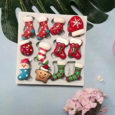 China New M076 Christmas Silicone Fondant Cake Molds Candy DIY Disposable Chocolate Cookie Silicone Baking Mold for sale