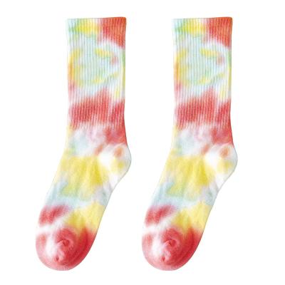 China Regular Unisex Tie Dyed Skateboard Half Hip Hop Maple Leaf Terry Fashionable Sports Socks for sale