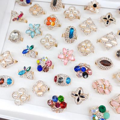 China Cute Cheap Crystal Fancy Ring Gold Ring Assorted Costume Ring Mixed Costume Jewelry Big for sale