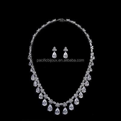 China Hyperbola Zirconia Necklace And Earring Jewelry Set Bridal Jewelry Costume Chunky Cubic Zirconia Jewelry Set for sale