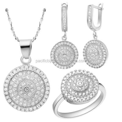 China Cute Crystal Jewelry Necklace Set Micro Crystal Pave Jewelry Set To Pave Setting Expensive Jewelry Suit for sale