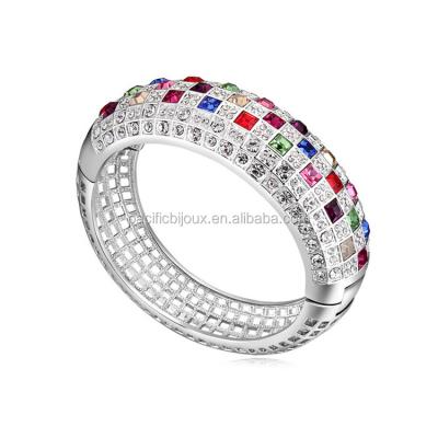 China Chunky bangle hotsale hyperbola bangle 18k white gold crystal big bangle gold plated big bangle jewelry for sale