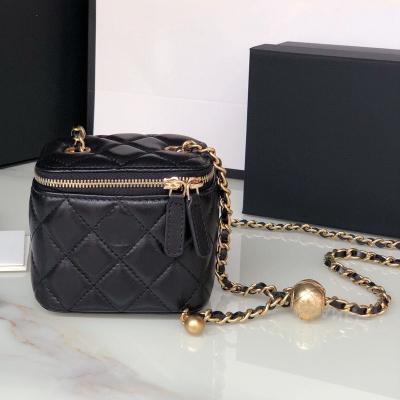 China Waterproof Custom Top High Quality Women's Lambskin Shoulder Bags Designer Handbags Famous Brands Handbags For Women Luxury for sale