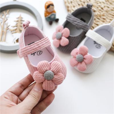 China Lovely Flower Light Spring Autumn Infant Baby Shoes For Girl for sale