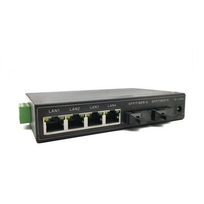 China POE Port 10/100Mbps Fiber Optic 10G Ethernet 4 Managed Outdoor Ethernet Network PoE Switch for sale