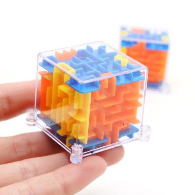 China 3D Educational Plastic Square Maze Ball Puzzle Toy Relaxing Anti-Stress Kids First Maze Educational Cube Toy Gifts for sale