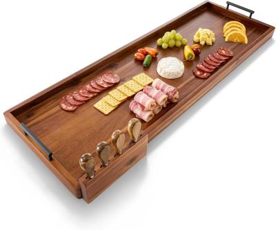 China Large Wooden Serving Board Perfect for Displaying and Serving Your Favorite Cheeses for sale