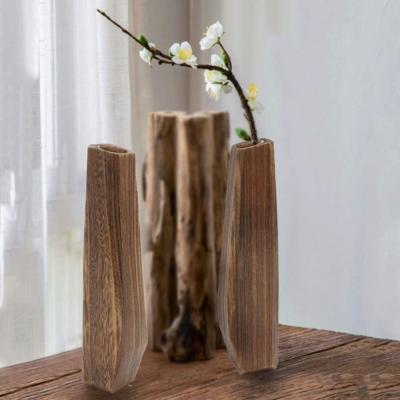 China Indoor Decorations Wooden Vase with Handmade Design and Pure Color Glass Holder for sale