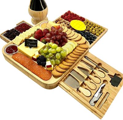 China Sustainable 12x18 Walnut Sublimation Large Charcuterie Board for Cheese Cutting and Storage for sale