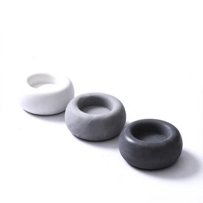 China Modern Competitive Price ChinaManufacture Cement Candle Holder Candle Holder Stand Set for sale