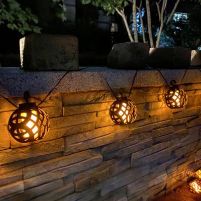 China Outdoor Solar Garden LED Lamp String Waterproof Flame Lamp for Festival and Christmas Party IP44 for sale